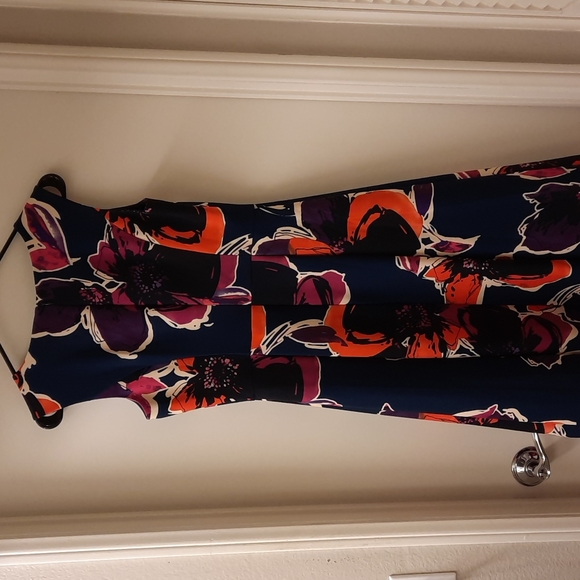 NWT, Trina Turk Fitzgerald Hi-lo Floral Dress - Picture 9 of 17